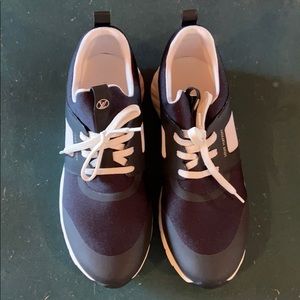 Louis Vuitton Sneakers Women’s